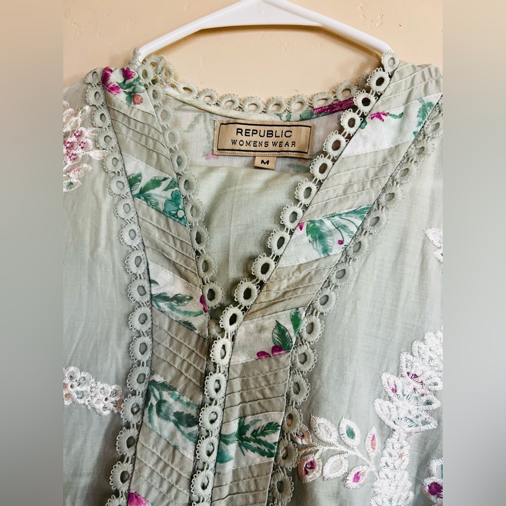 Embroidered Kurta Set brand Republic womenswear Pakistani Indian dress - Picture 6 of 14